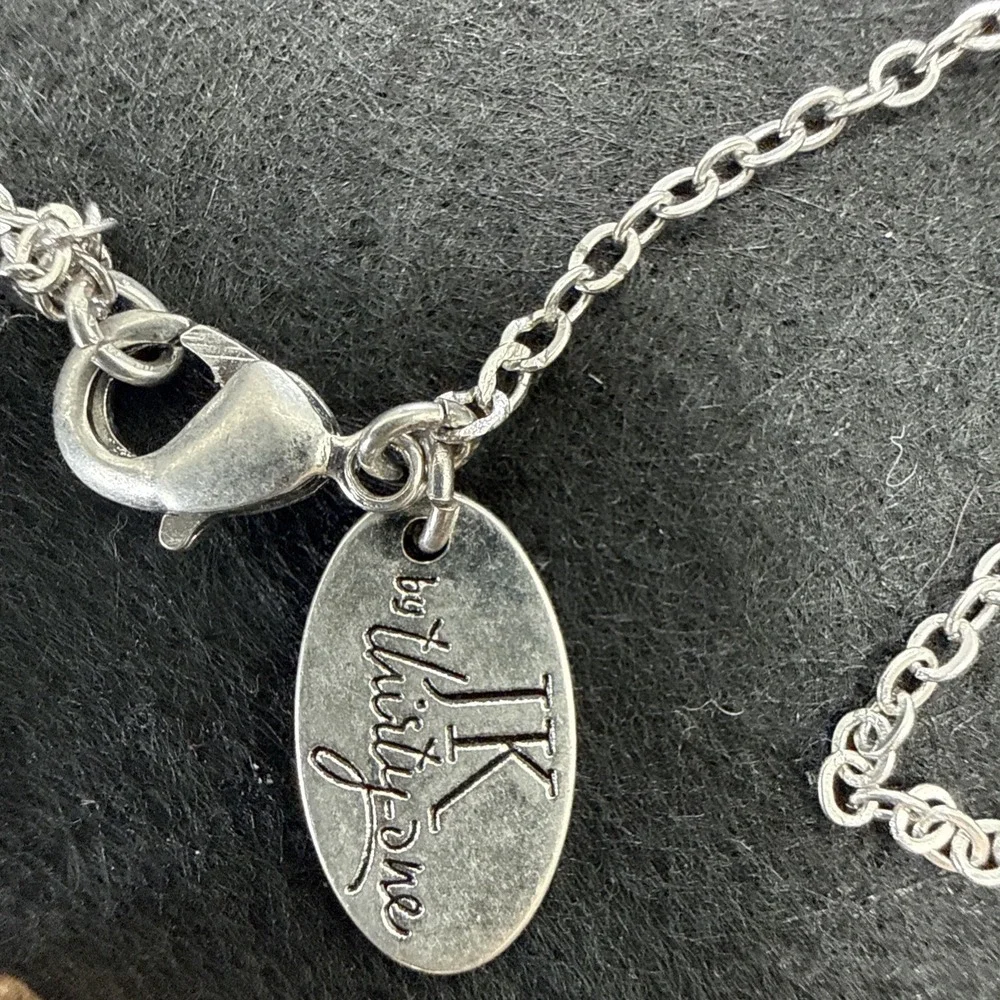 JK by Thirty One Silver Tone Love Horseshoe Pendant Necklace 35
